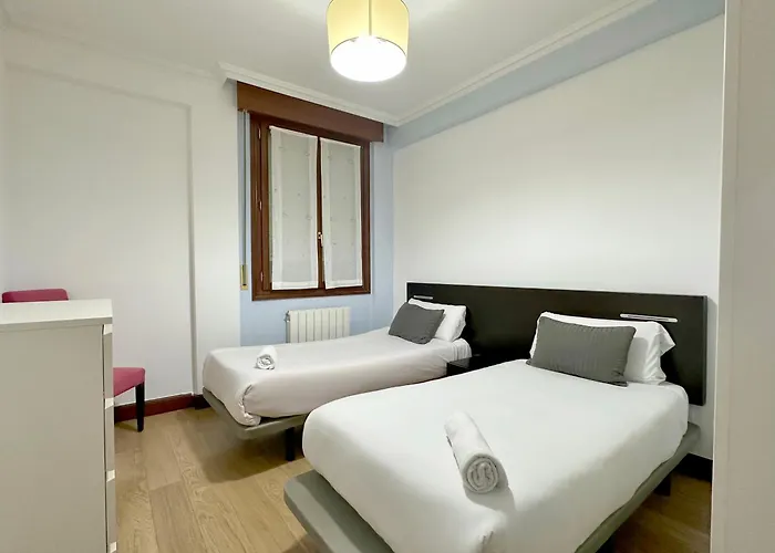 公寓 Santutxu Elegante Con Wifi Y Parking 毕尔巴鄂